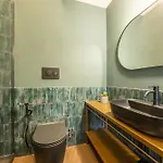 Zuretti Modern Comfort Near Station Milánó